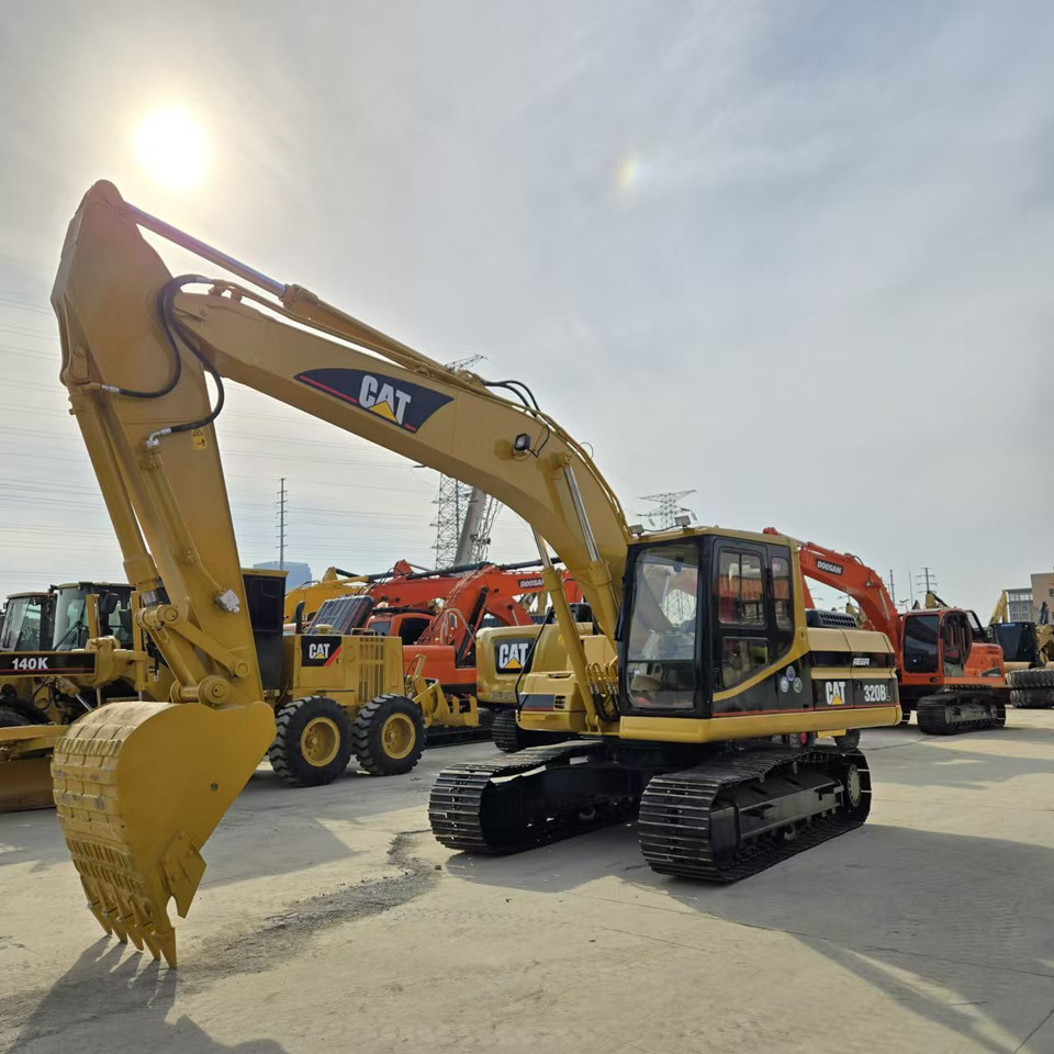 Excavator CATERPILLAR 320BL: picture 10 Excavator CATERPILLAR 320BL: picture 10