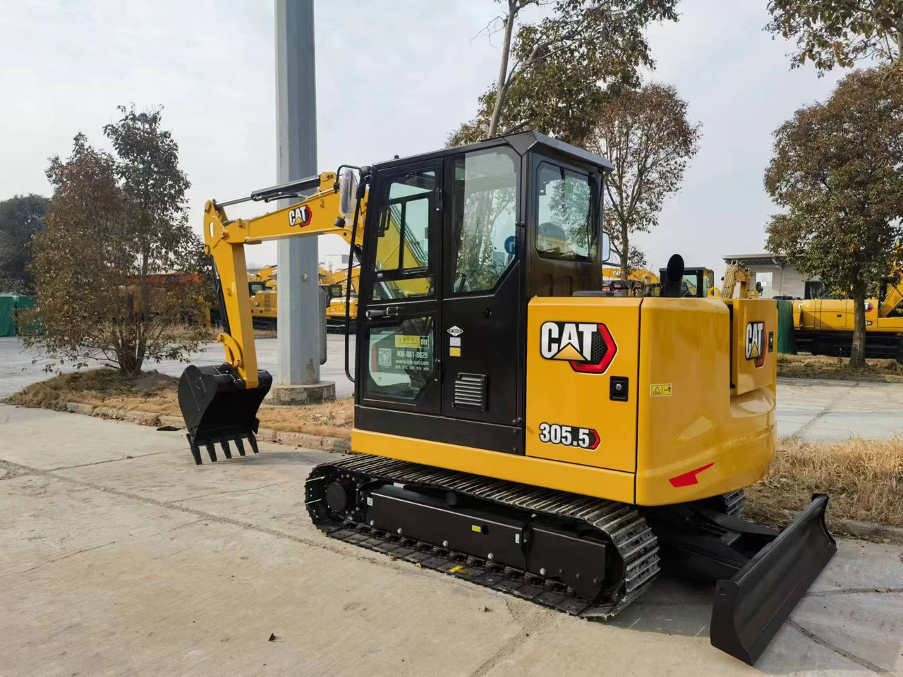 New Crawler excavator Caterpillar 305.5: picture 6