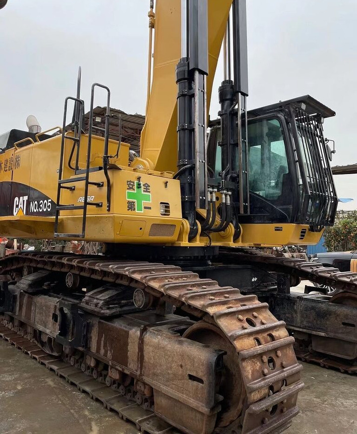 Crawler excavator Caterpillar 374D: picture 7