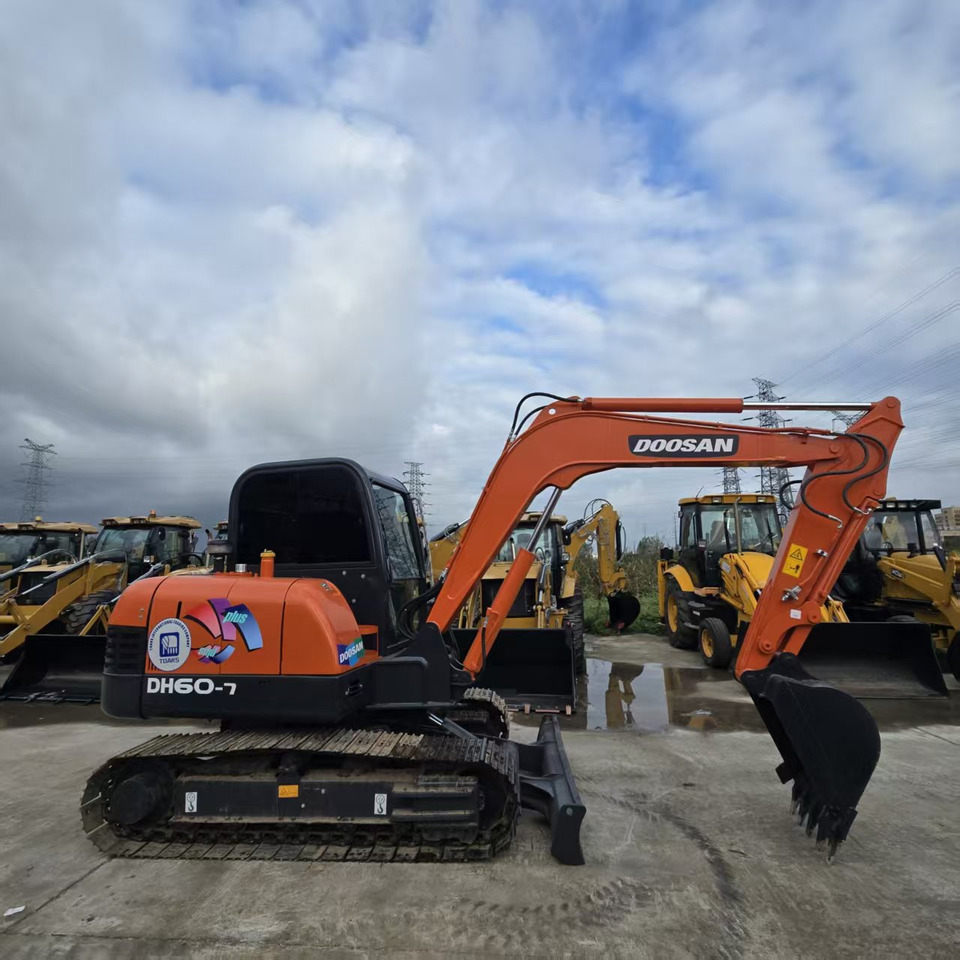 DOOSAN DH60 - Mini excavator: picture 1 DOOSAN DH60 - Mini excavator: picture 1
