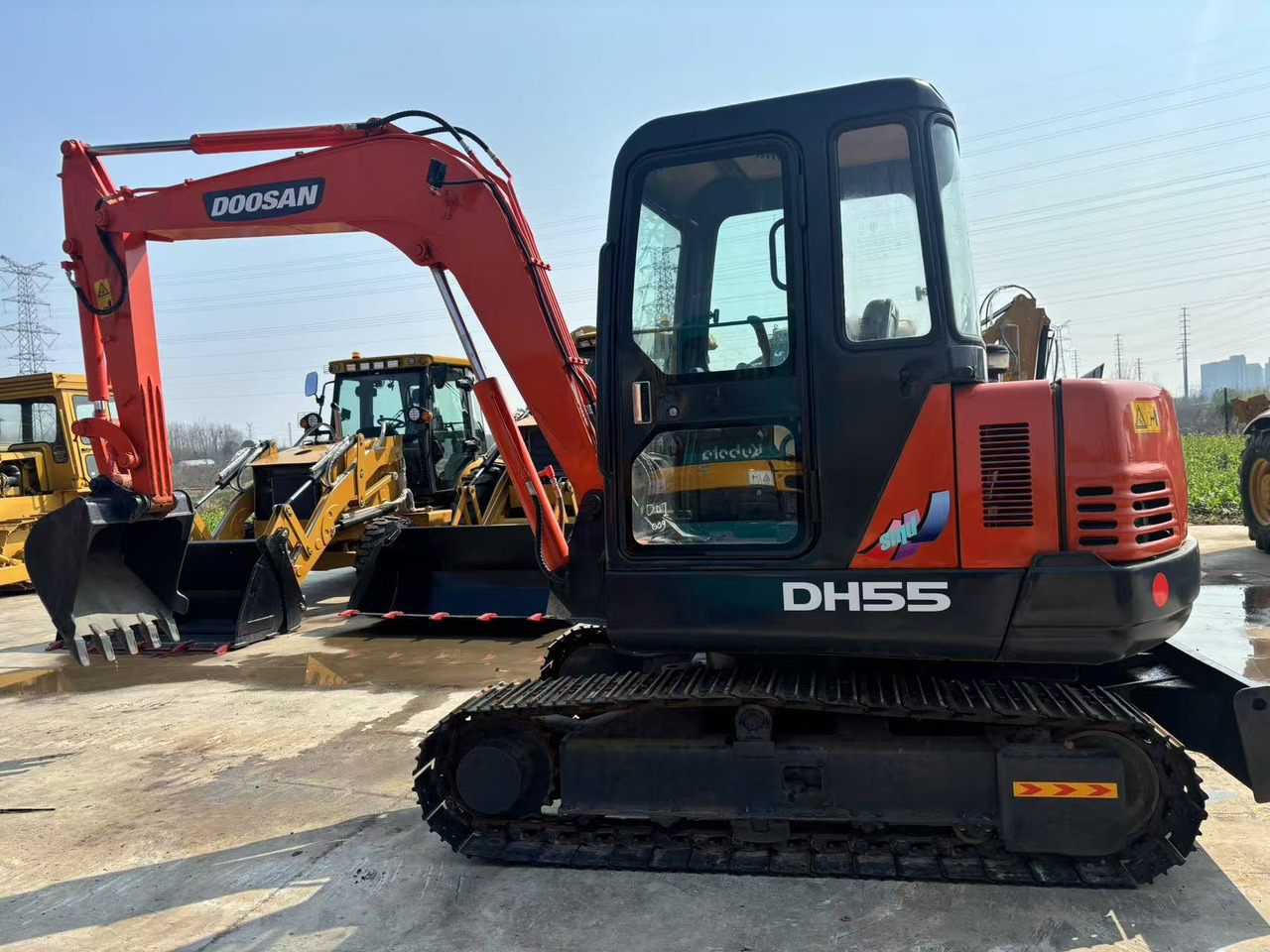 Doosan DH55 - Mini excavator: picture 1 Doosan DH55 - Mini excavator: picture 1