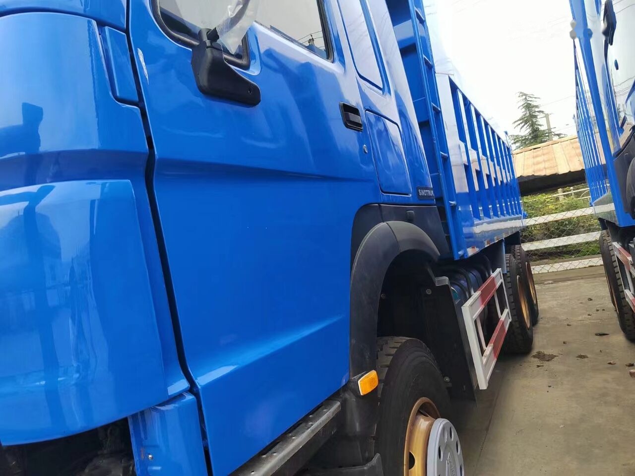 Howo - Tipper: picture 3 Howo - Tipper: picture 3