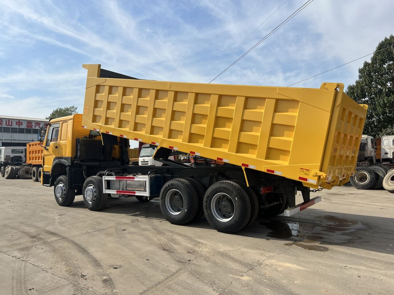 Howo - Tipper: picture 5 Howo - Tipper: picture 5