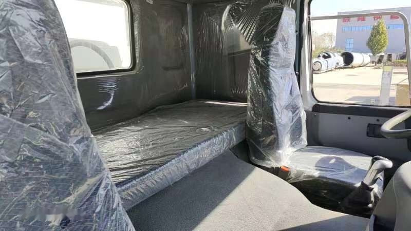 Howo - Tipper: picture 3 Howo - Tipper: picture 3