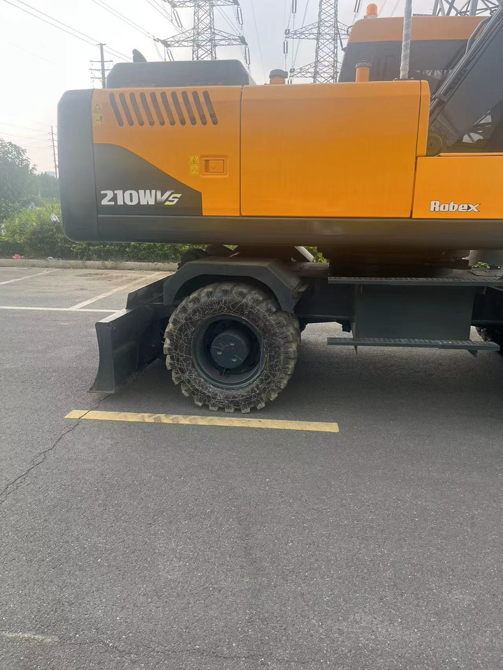 Hyundai 210W - Wheel excavator: picture 4 Hyundai 210W - Wheel excavator: picture 4