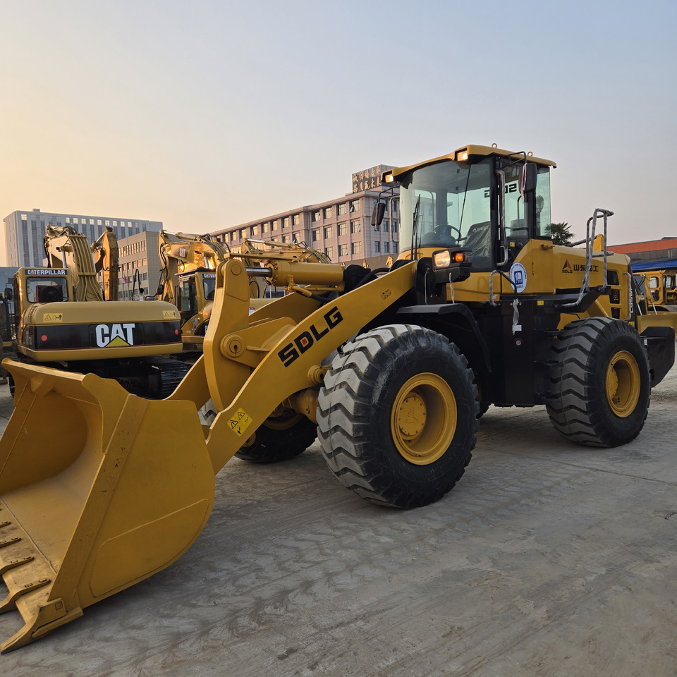 SDLG L956F - Wheel loader: picture 3 SDLG L956F - Wheel loader: picture 3