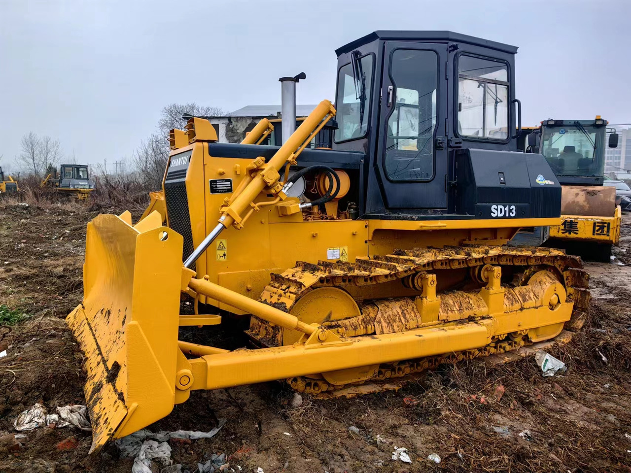 SHANTUI SD13 - Bulldozer: picture 3 SHANTUI SD13 - Bulldozer: picture 3