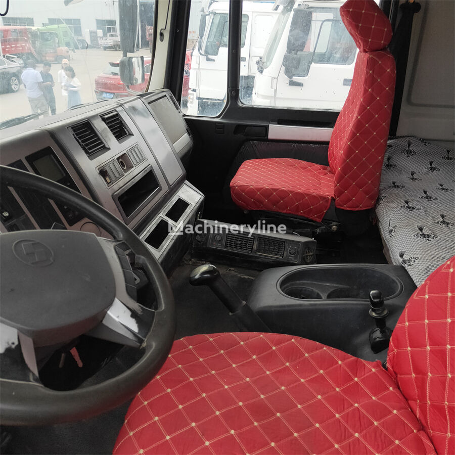 Shacman F3000 - Concrete mixer truck: picture 5 Shacman F3000 - Concrete mixer truck: picture 5