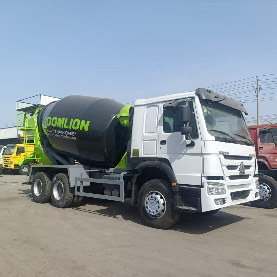 Sinotruk HOWO 6*4 Concrete mixer truck - Concrete mixer truck: picture 1 Sinotruk HOWO 6*4 Concrete mixer truck - Concrete mixer truck: picture 1