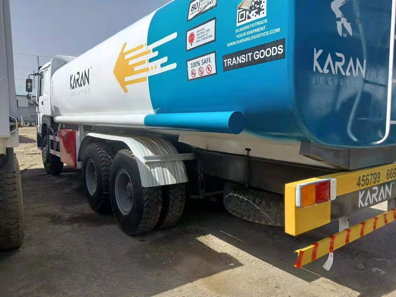 Sinotruk HOWO 6*4 Fuel Tank Truck - Tanker truck: picture 4 Sinotruk HOWO 6*4 Fuel Tank Truck - Tanker truck: picture 4