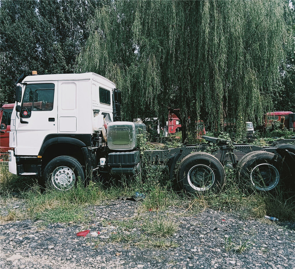 Howo 420hp 6x4 - Tractor unit: picture 2 Howo 420hp 6x4 - Tractor unit: picture 2