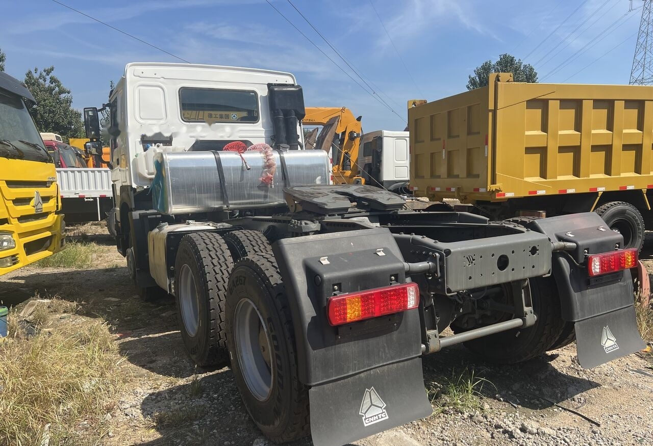 Howo 6x4 - Tractor unit: picture 2 Howo 6x4 - Tractor unit: picture 2