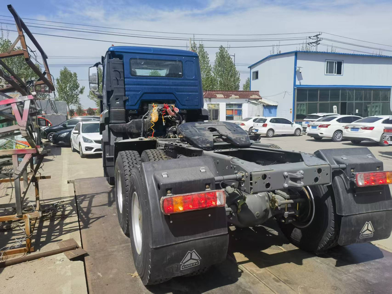 Sinotruk HOHAN 6*4 tractor - Tractor unit: picture 5 Sinotruk HOHAN 6*4 tractor - Tractor unit: picture 5