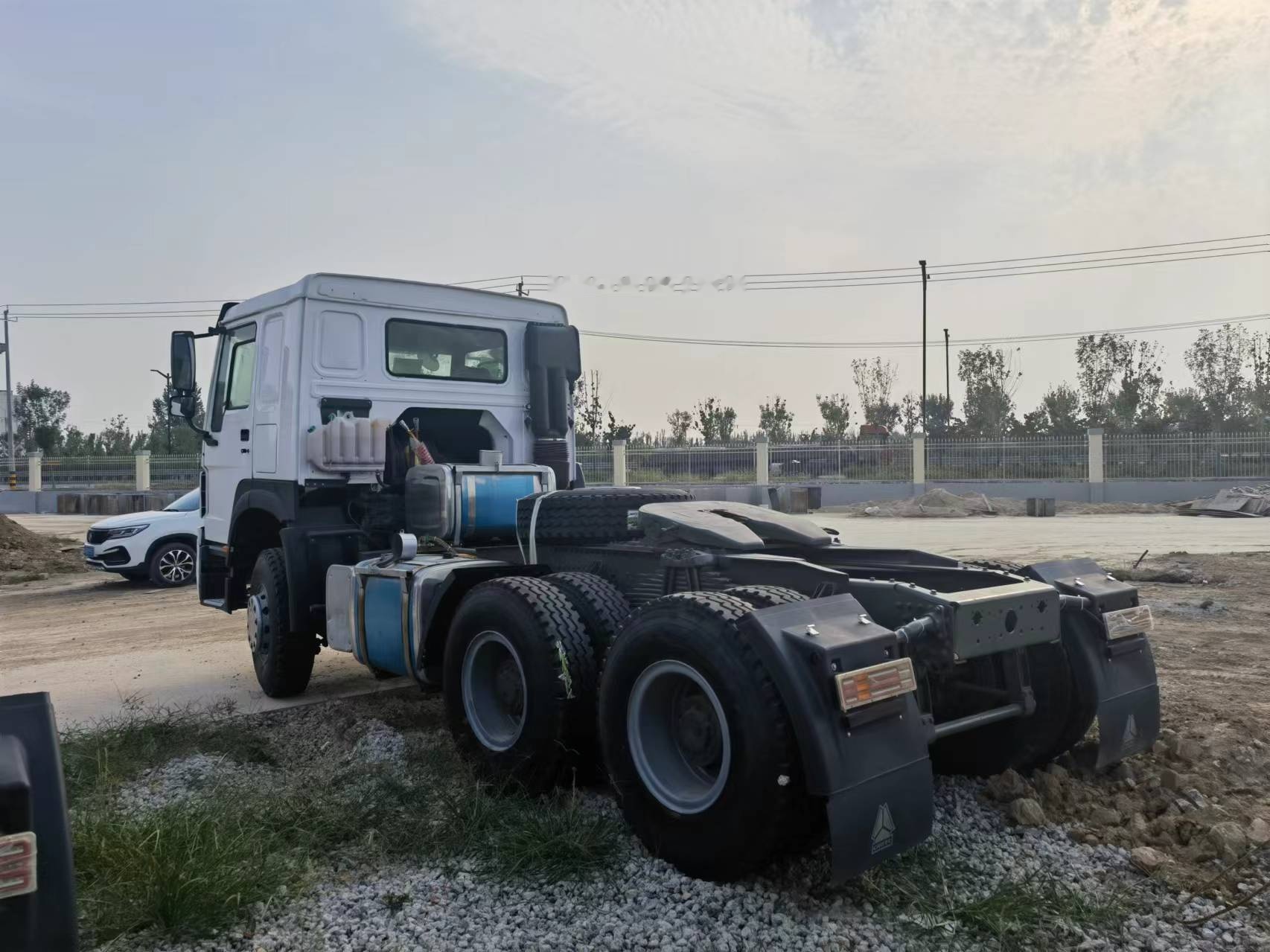 Sinotruk HOWO 371 Tractor - Tractor unit: picture 5 Sinotruk HOWO 371 Tractor - Tractor unit: picture 5