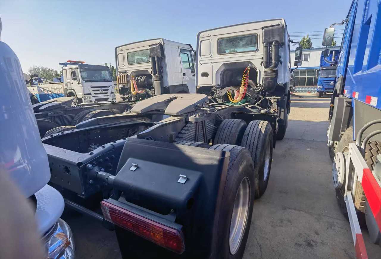 Sinotruk HOWO 371 Tractor - Tractor unit: picture 4 Sinotruk HOWO 371 Tractor - Tractor unit: picture 4