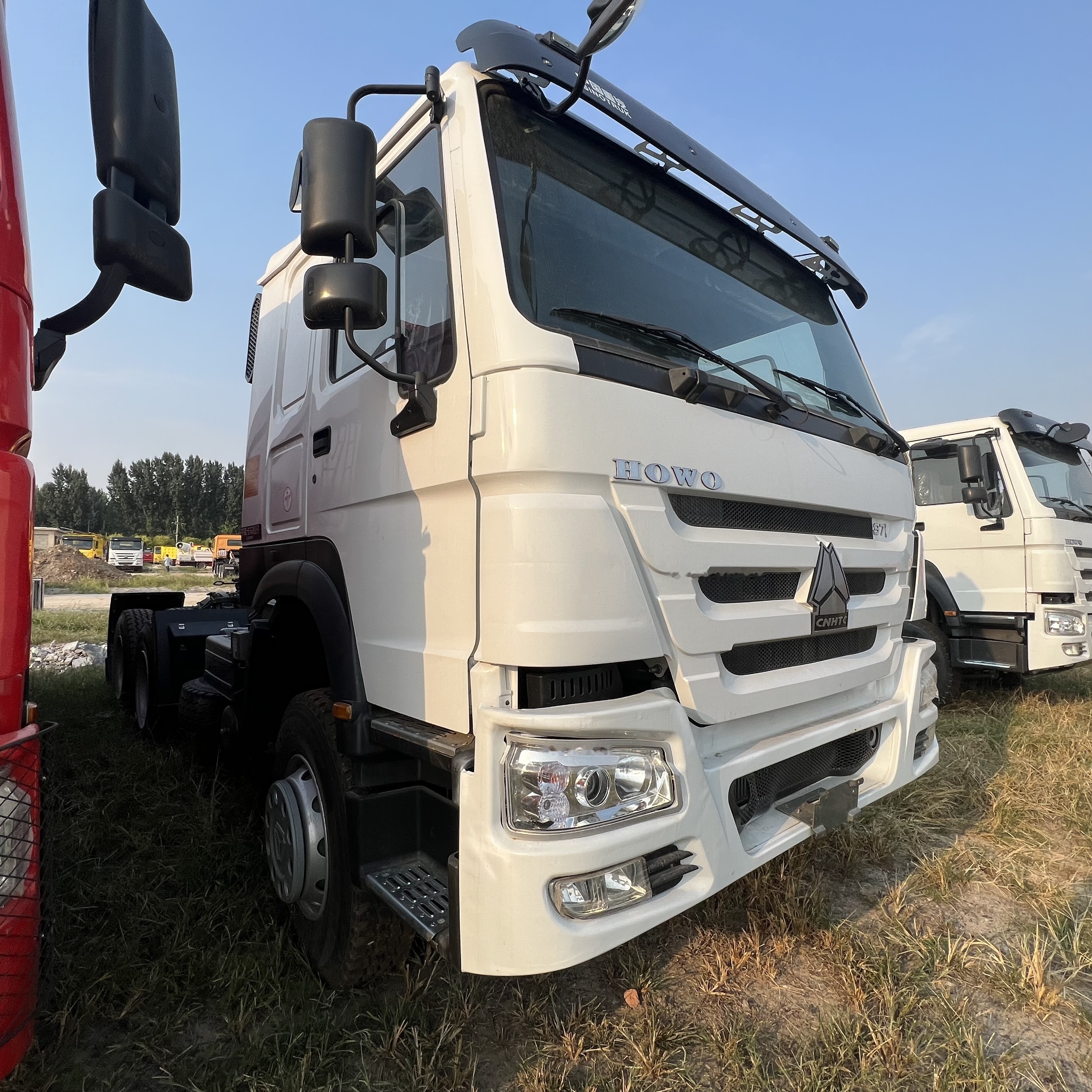 Sinotruk HOWO 371 Tractor - Tractor unit: picture 2 Sinotruk HOWO 371 Tractor - Tractor unit: picture 2