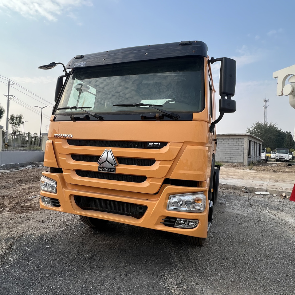 Sinotruk HOWO 371 Tractor - Tractor unit: picture 3 Sinotruk HOWO 371 Tractor - Tractor unit: picture 3