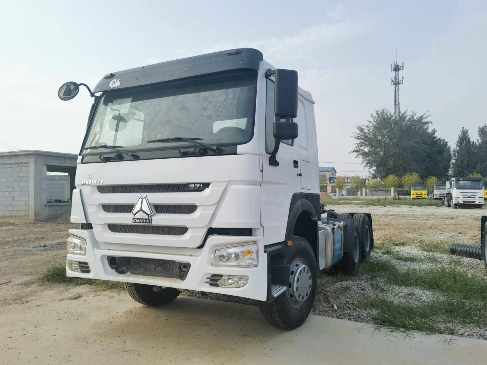 Sinotruk HOWO 371 Tractor - Tractor unit: picture 4 Sinotruk HOWO 371 Tractor - Tractor unit: picture 4