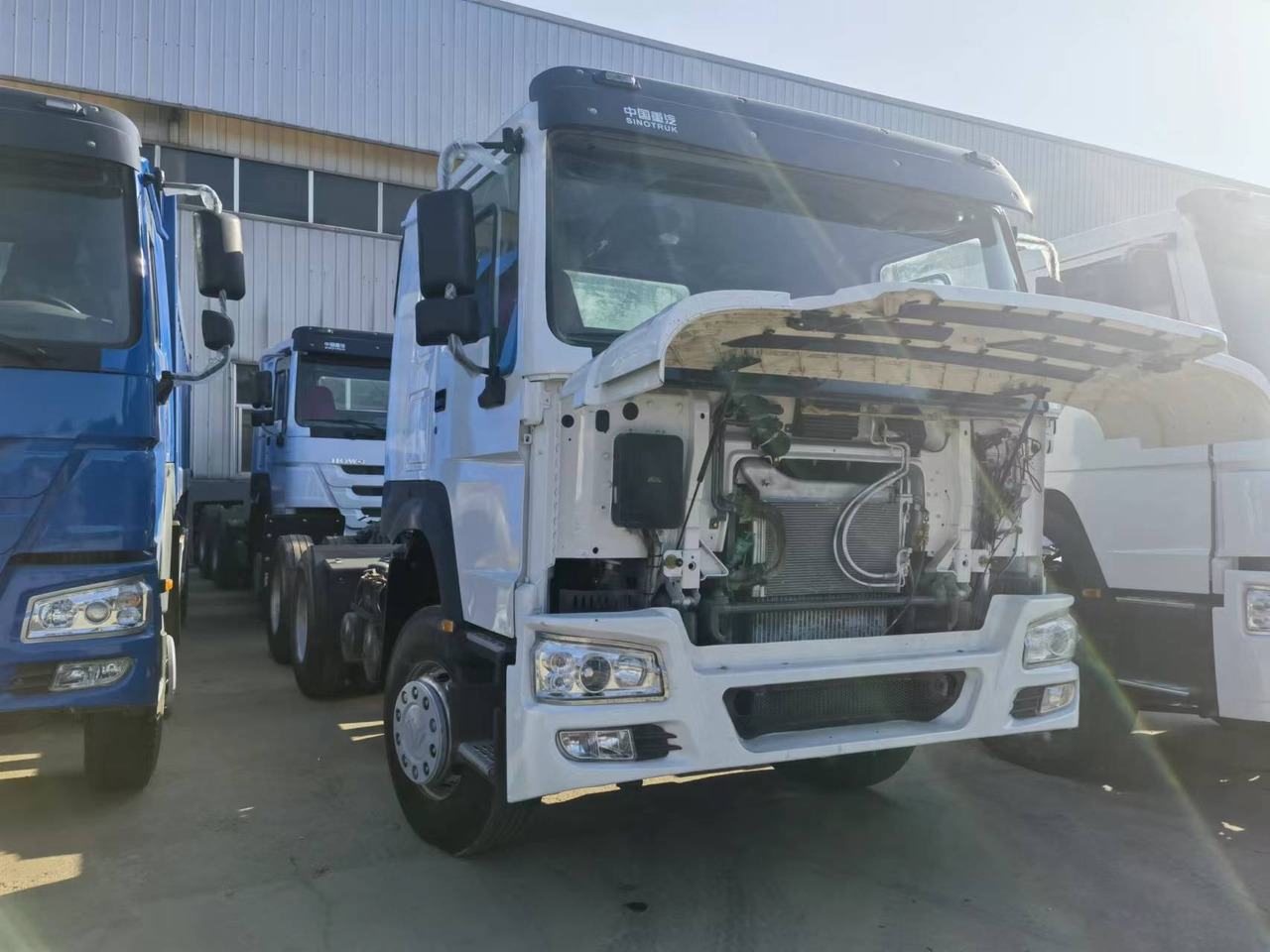 Sinotruk HOWO 371 Tractor - Tractor unit: picture 1 Sinotruk HOWO 371 Tractor - Tractor unit: picture 1