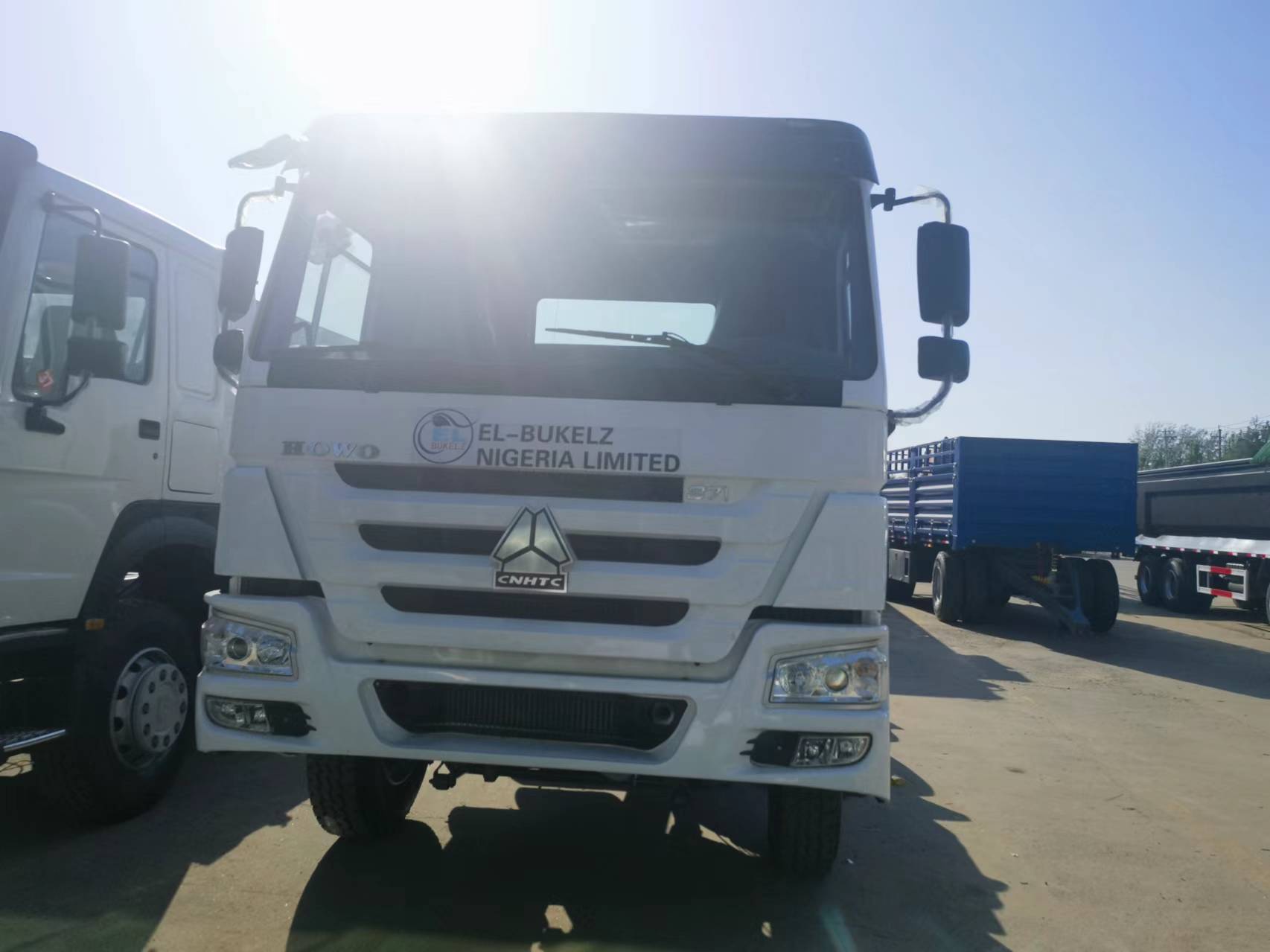 Sinotruk HOWO 371 Tractor - Tractor unit: picture 3 Sinotruk HOWO 371 Tractor - Tractor unit: picture 3