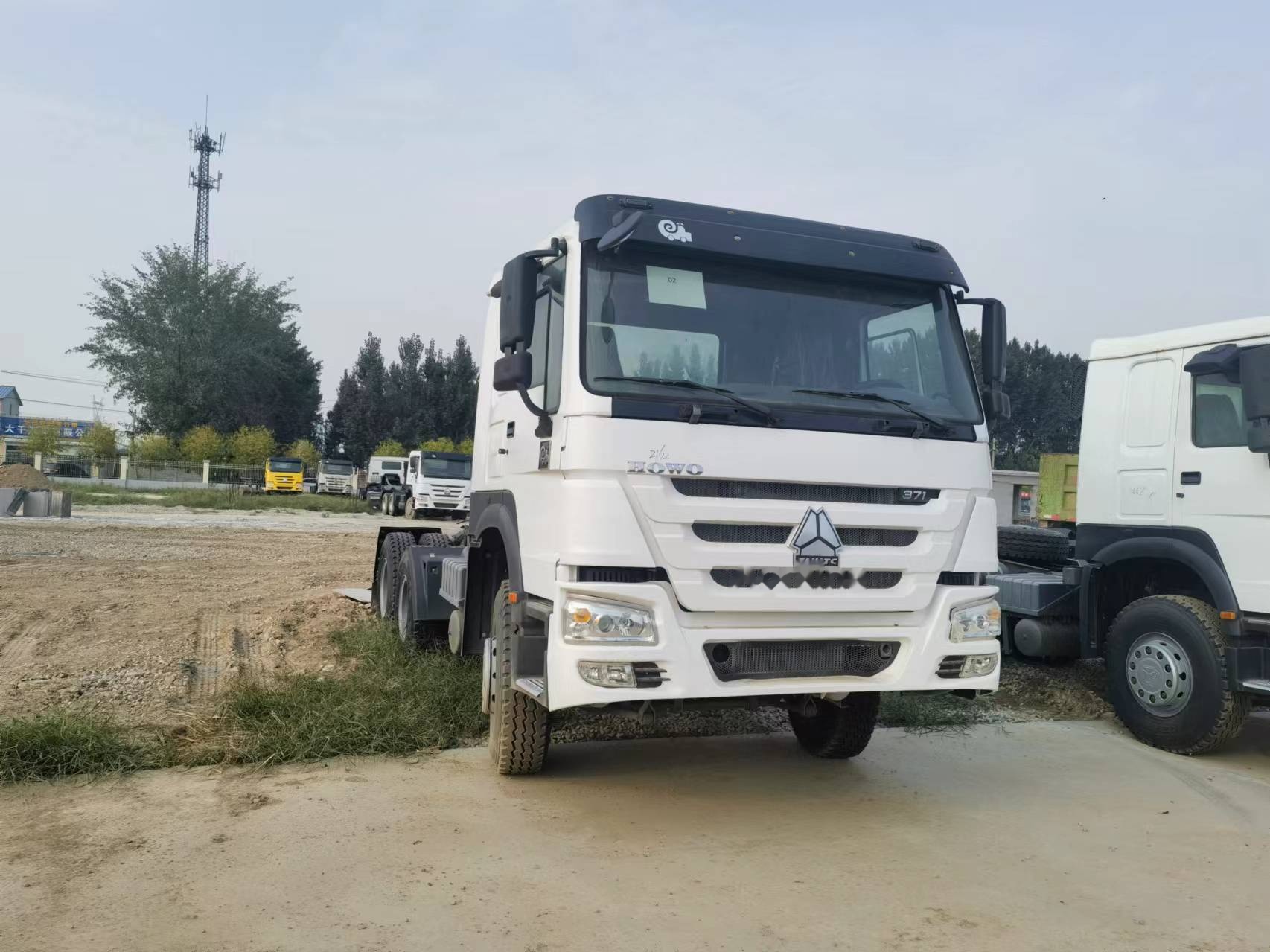 Sinotruk HOWO 371 Tractor - Tractor unit: picture 1 Sinotruk HOWO 371 Tractor - Tractor unit: picture 1