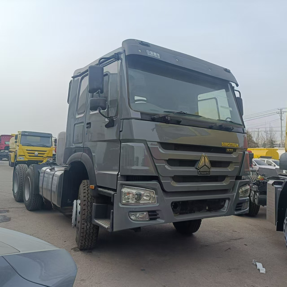 Sinotruk HOWO 371 Tractor(Right rudder) - Tractor unit: picture 2 Sinotruk HOWO 371 Tractor(Right rudder) - Tractor unit: picture 2