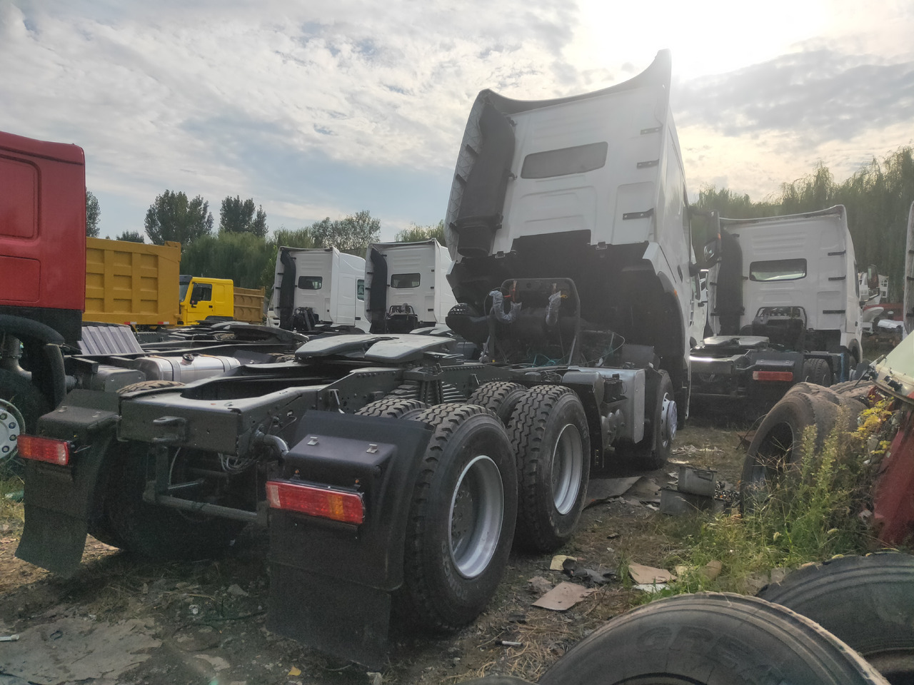 Sinotruk HOWO A7 6*4 Tractor - Tractor unit: picture 2 Sinotruk HOWO A7 6*4 Tractor - Tractor unit: picture 2