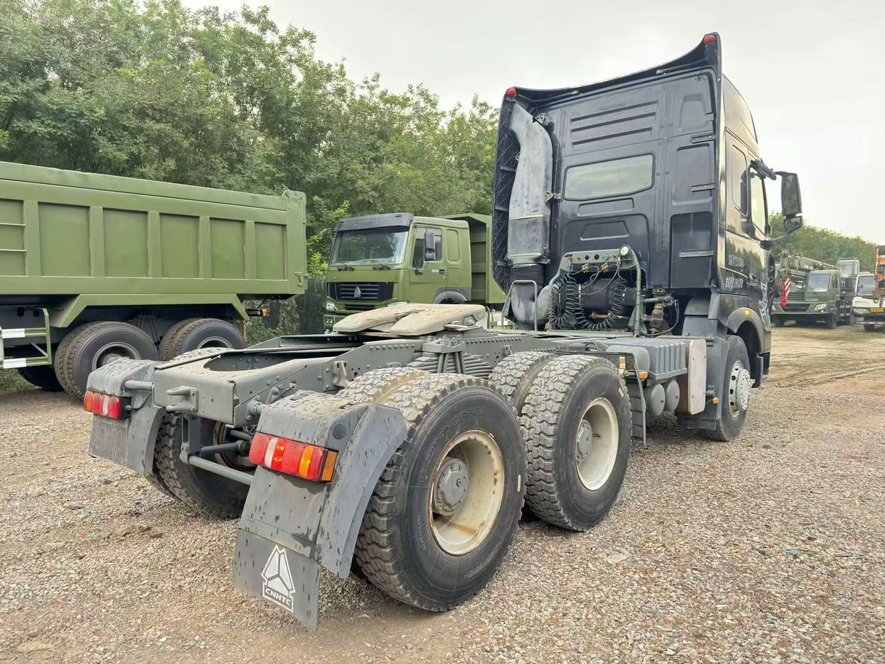 Tractor unit Sinotruk HOWO A7: picture 6
