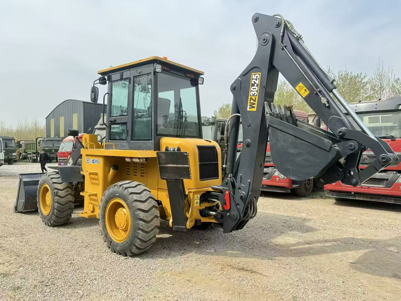 XCMG 30-25 - Backhoe loader: picture 4 XCMG 30-25 - Backhoe loader: picture 4
