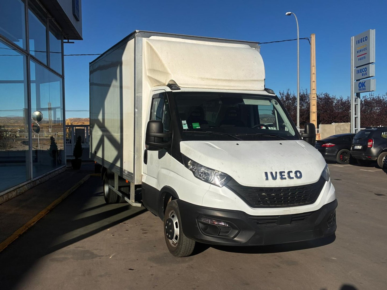Caja cerrada IVECO 35C16 20m3 con puertas traseras - Closed box van: picture 3 Caja cerrada IVECO 35C16 20m3 con puertas traseras - Closed box van: picture 3