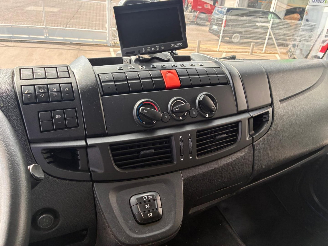 Box truck Caja cerrada IVECO Eurocargo ML 160 E25: picture 9 Box truck Caja cerrada IVECO Eurocargo ML 160 E25: picture 9