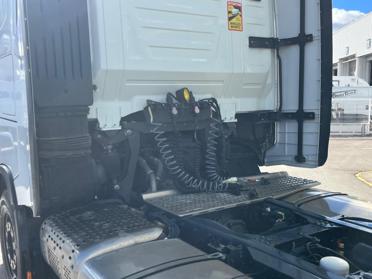 Cabeza Tractora IVECO S-WAY 510 AUTOMATICO CON INTARDER - Tractor unit: picture 5 Cabeza Tractora IVECO S-WAY 510 AUTOMATICO CON INTARDER - Tractor unit: picture 5