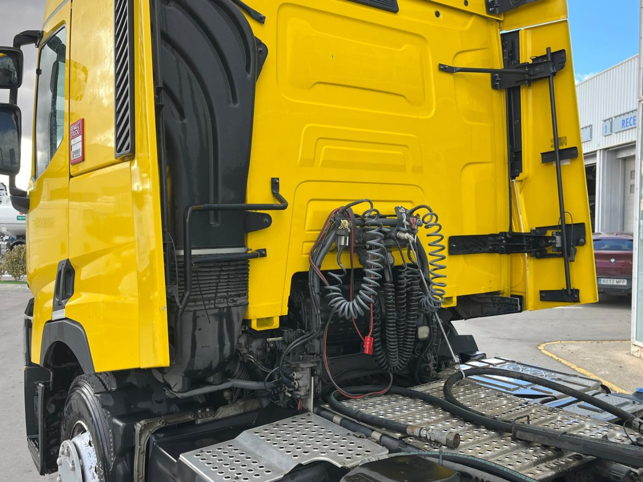 Cabeza Tractora Renault T480 AUTOMATICA INTARDER - Tractor unit: picture 5 Cabeza Tractora Renault T480 AUTOMATICA INTARDER - Tractor unit: picture 5