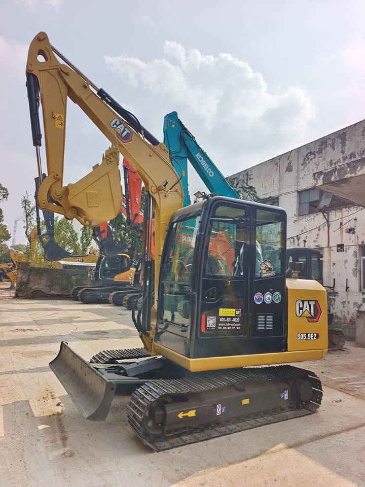 CAT 305.5E - Mini excavator: picture 1 CAT 305.5E - Mini excavator: picture 1