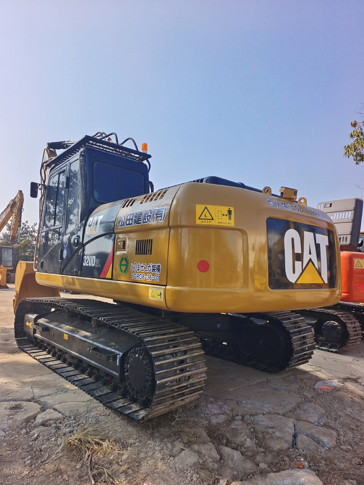 CAT 320D2L - Crawler excavator: picture 4 CAT 320D2L - Crawler excavator: picture 4