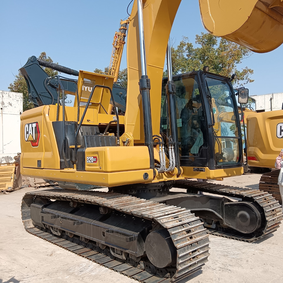 CAT 320GC 323GC 330GC 336GC - Crawler excavator: picture 2 CAT 320GC 323GC 330GC 336GC - Crawler excavator: picture 2