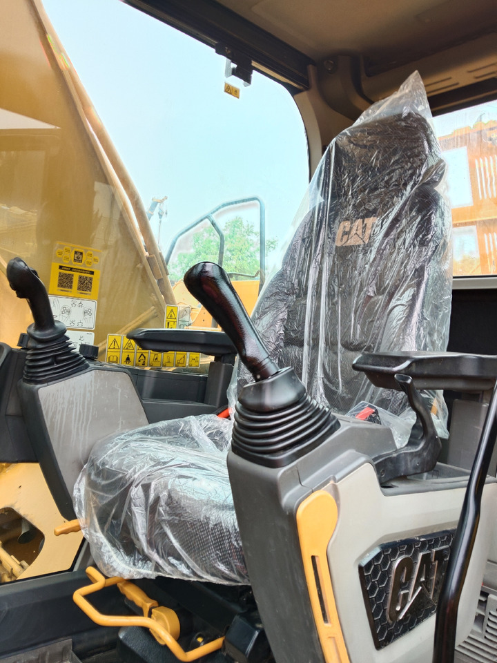 CAT 330GC - Crawler excavator: picture 3 CAT 330GC - Crawler excavator: picture 3