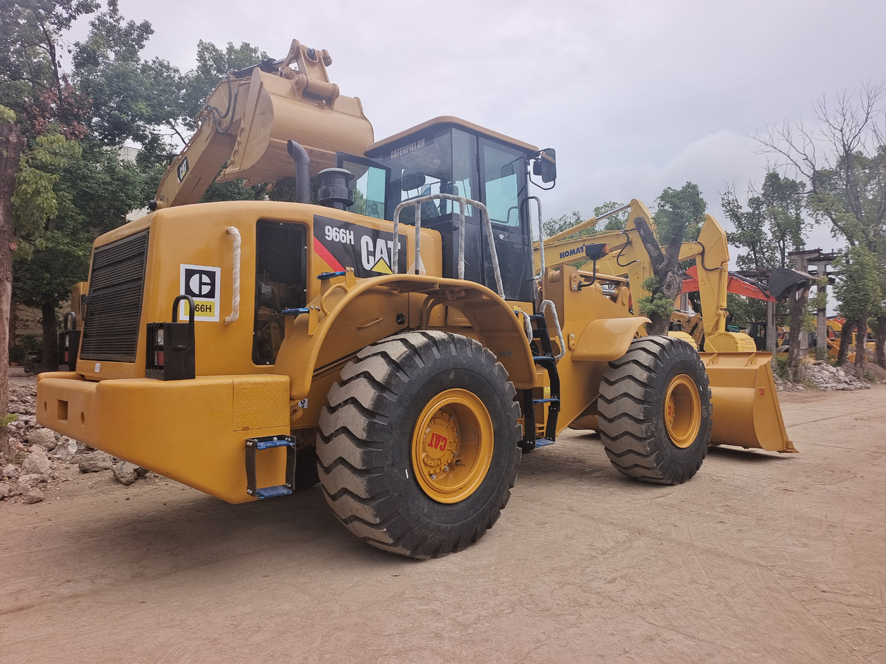 CAT 966H - Wheel loader: picture 4 CAT 966H - Wheel loader: picture 4