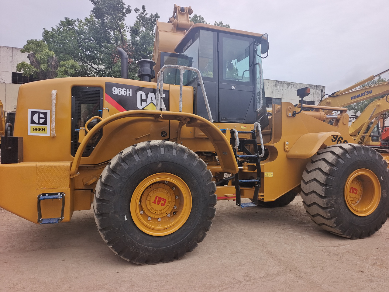 CATERPILLAR 966H CAT 950GC - Wheel loader: picture 4 CATERPILLAR 966H CAT 950GC - Wheel loader: picture 4
