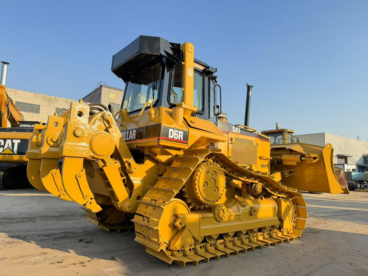 CATERPILLAR D6R CAT - Bulldozer: picture 5 CATERPILLAR D6R CAT - Bulldozer: picture 5