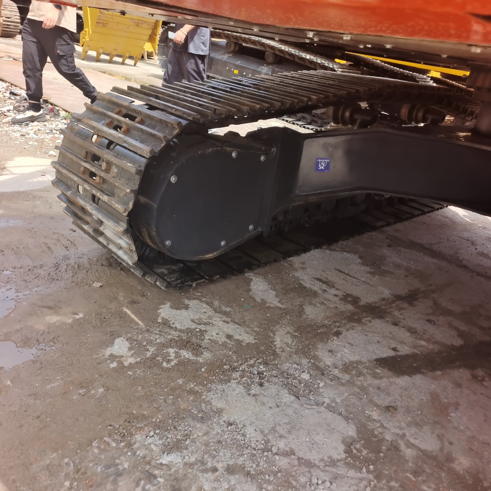 DOOSAN DX225 - Crawler excavator: picture 4 DOOSAN DX225 - Crawler excavator: picture 4