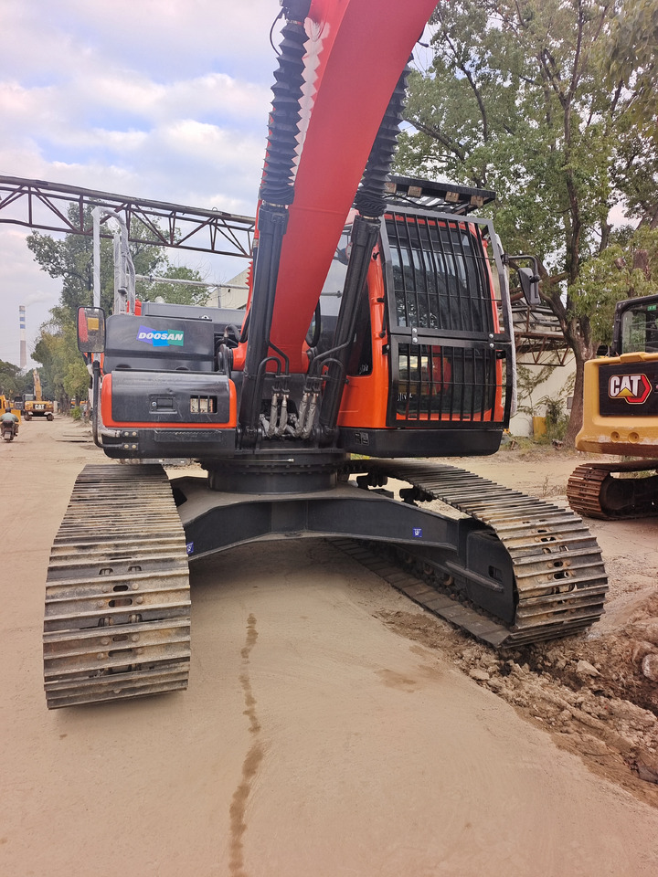 DOOSAN DX225 LCA DX 225 LC - 9C - Crawler excavator: picture 5 DOOSAN DX225 LCA DX 225 LC - 9C - Crawler excavator: picture 5