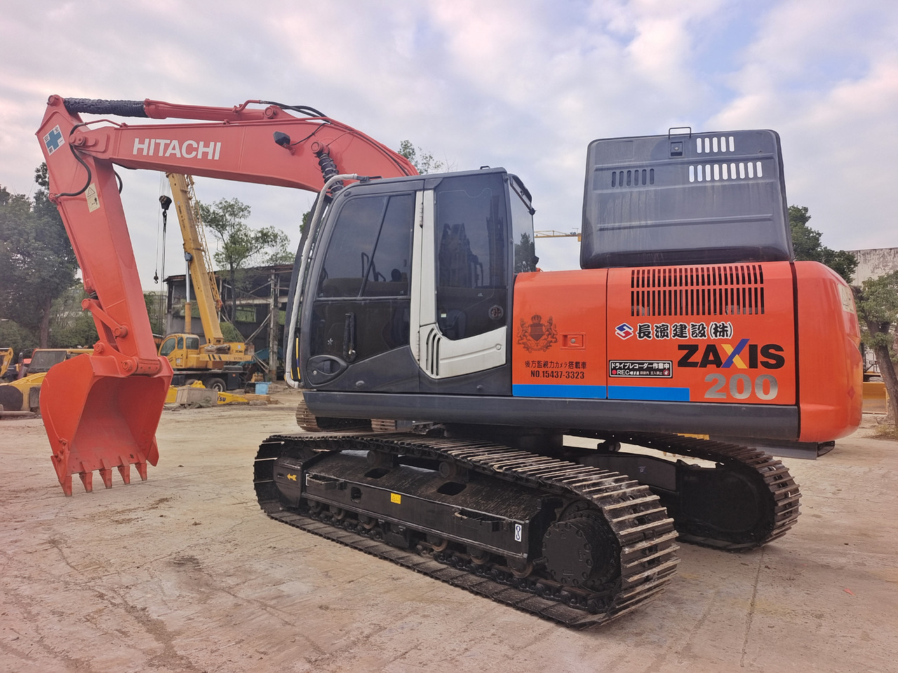 HITACHI ZX200 - 3G - Crawler excavator: picture 1 HITACHI ZX200 - 3G - Crawler excavator: picture 1