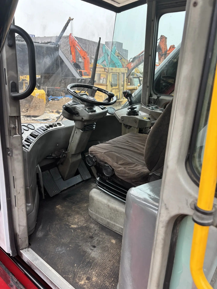 KALMAR DRS4527-S5 DRF450 DRD450 DRT450 - Container handler: picture 5 KALMAR DRS4527-S5 DRF450 DRD450 DRT450 - Container handler: picture 5
