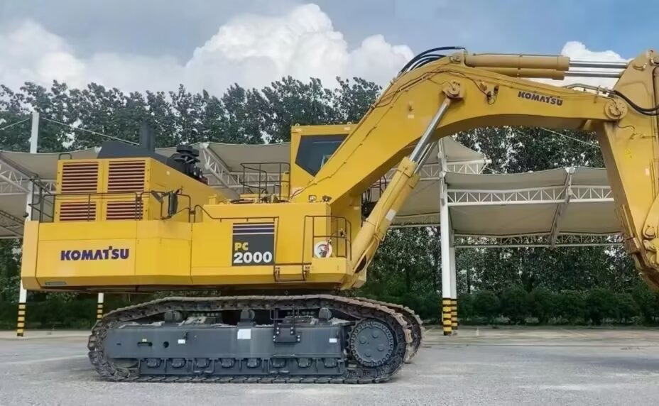 KOMATSU PC2000 - Mining equipment: picture 2 KOMATSU PC2000 - Mining equipment: picture 2
