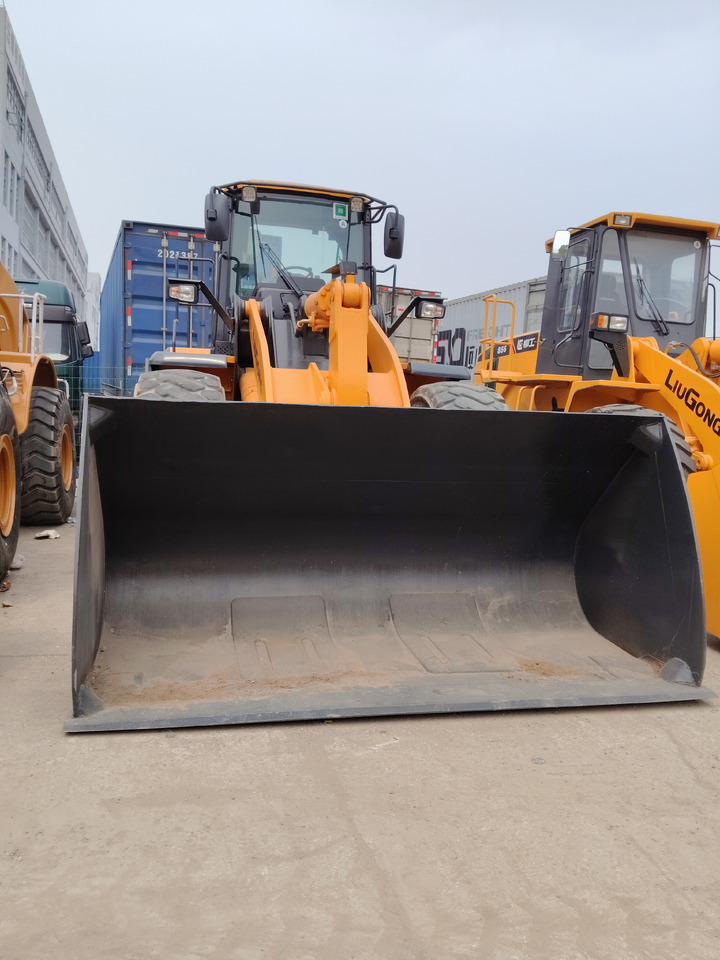LIUGONG 870H - Wheel loader: picture 3 LIUGONG 870H - Wheel loader: picture 3