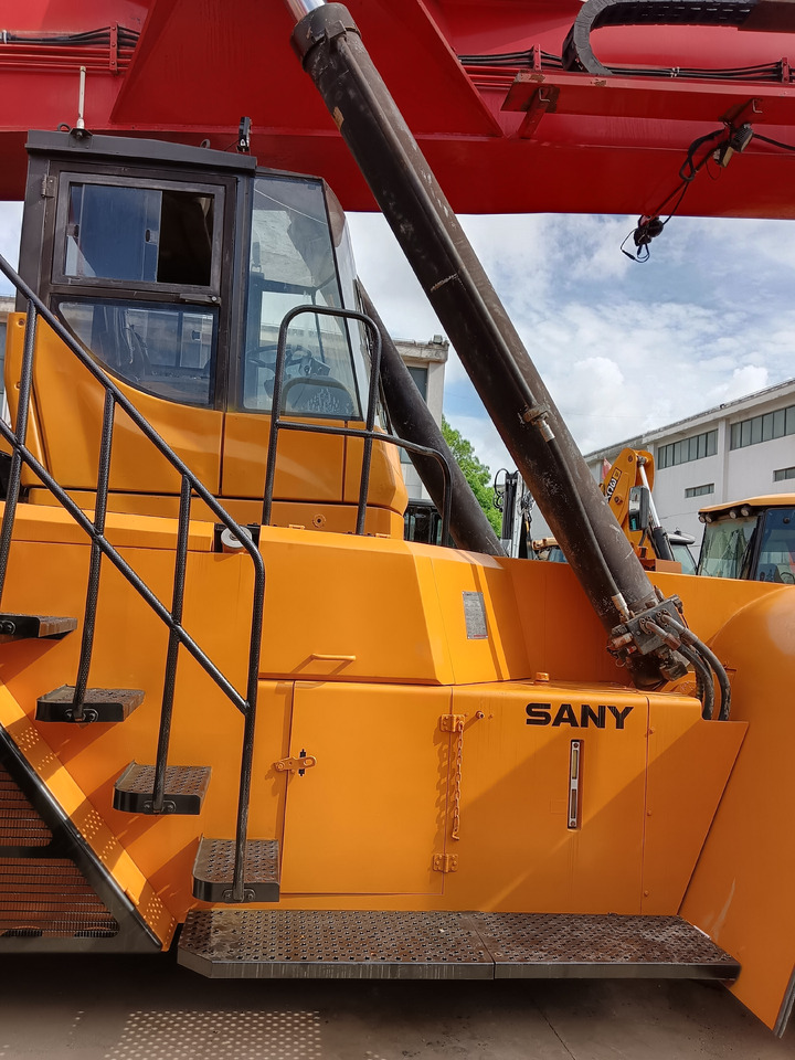 SANY SRSC45C30 REACH STACKER - Reach stacker: picture 5 SANY SRSC45C30 REACH STACKER - Reach stacker: picture 5
