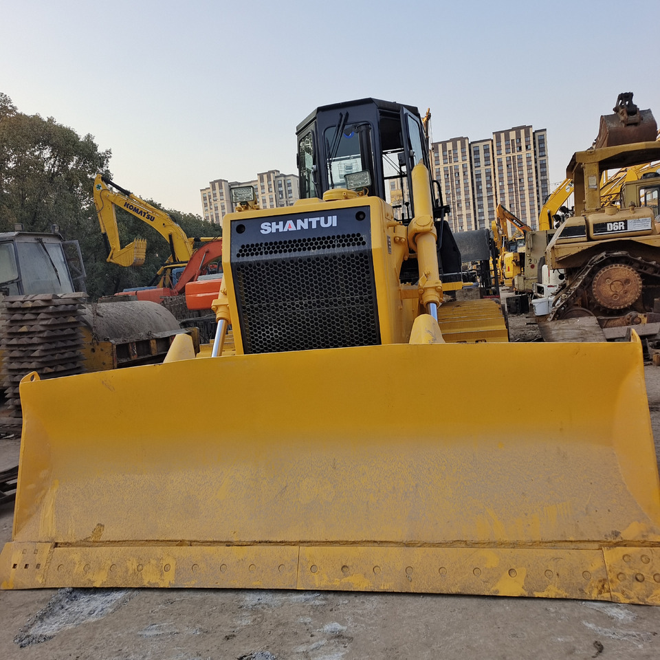 SHANTUI SD16 - Bulldozer: picture 2 SHANTUI SD16 - Bulldozer: picture 2
