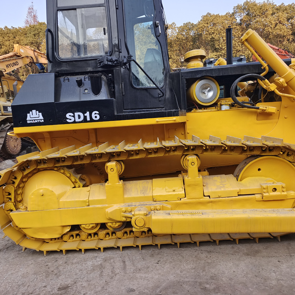 SHANTUI SD16 - Bulldozer: picture 1 SHANTUI SD16 - Bulldozer: picture 1