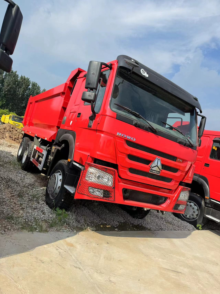 SINOTRUK HOWO 371 DUMP TRUCK 6*4 375 380 400 420 HP - Tipper: picture 4 SINOTRUK HOWO 371 DUMP TRUCK 6*4 375 380 400 420 HP - Tipper: picture 4